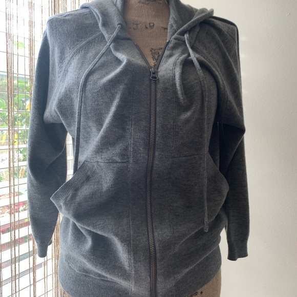 Lululemon 3/4 wool sweater - Picture 5 of 7